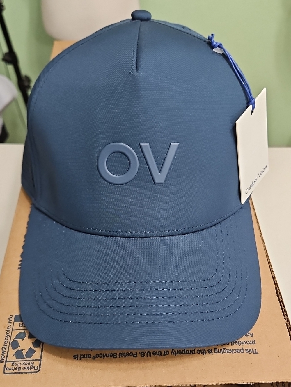 OUTDOOR VOICES performance trucker cap